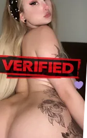 Bridget anal Prostitute Cepu